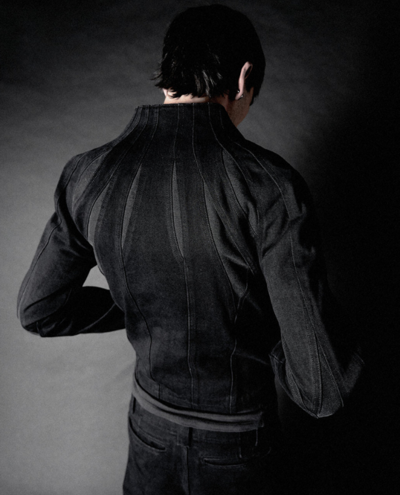 Carbon Pulse Jacket